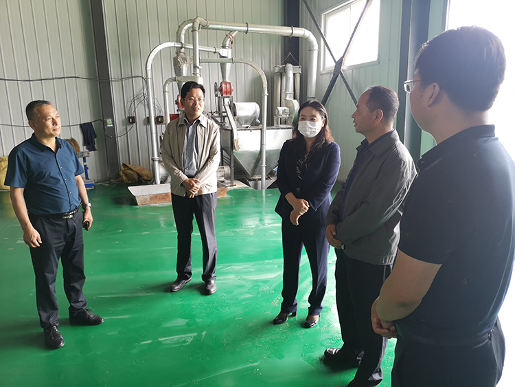 科技賦能，服務(wù)下沉——?jiǎng)Ⅺ愓{(diào)研長命村社區(qū)工廠與電商服務(wù)站運(yùn)營紀(jì)實(shí)